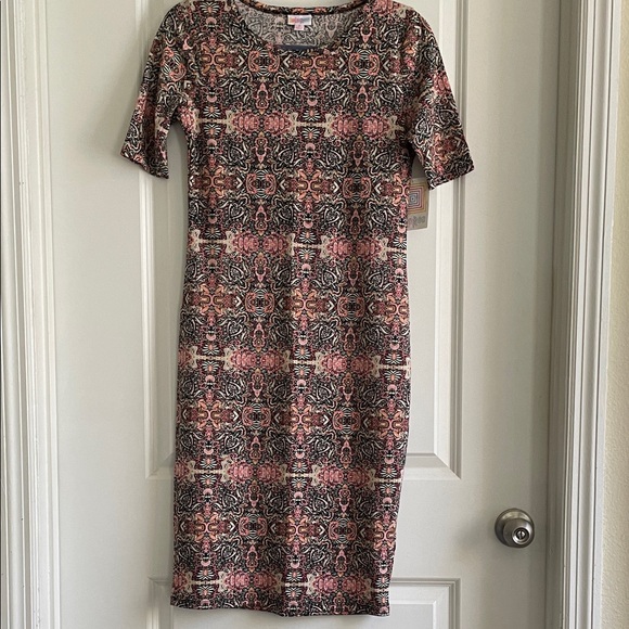 LuLaRoe NWT Julia Midi Dress in Coral and Black boho pattern - Picture 1 of 6